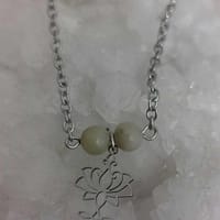 collier jade et lotus collier jade et lotus