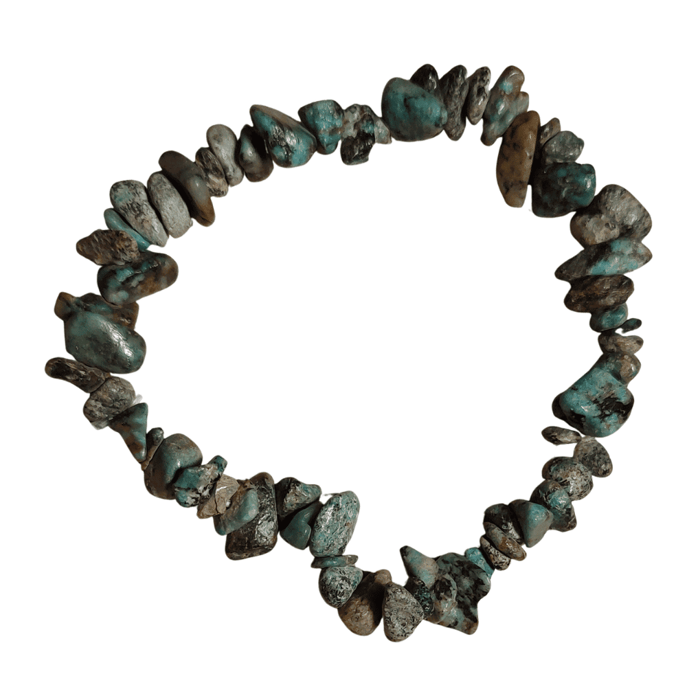 turquoise africaine Le bracelet baroque en turquoise est une pierre de communication, d’apaisement et de protection. Utilisée depuis des siècles, elle favorise l’expression sincère, la confiance dans la parole et l’harmonie relationnelle. La turquoise aide à calmer les tensions émotionnelles, à apaiser l’esprit et à équilibrer les émotions.