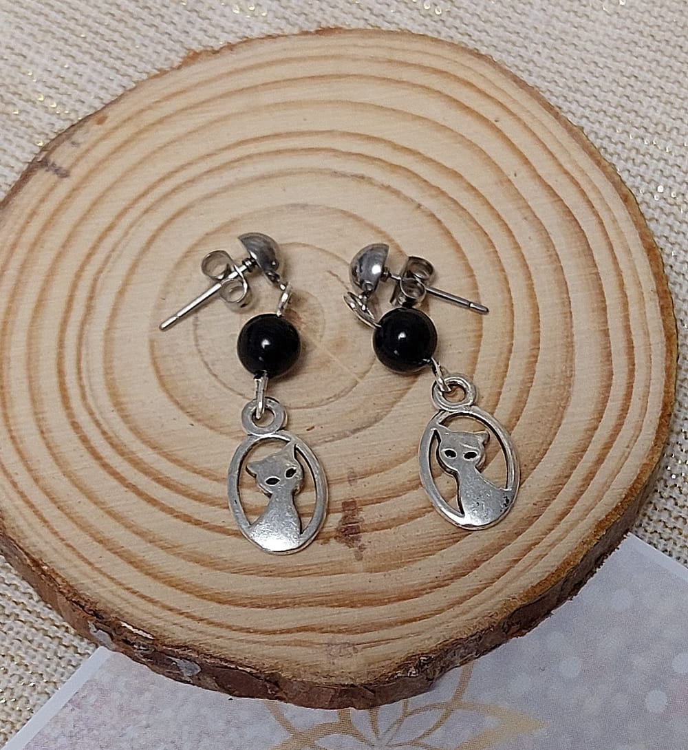 boucles d'oreilles chat et pierre en onyx boucles d'oreilles chat et pierre en onyx