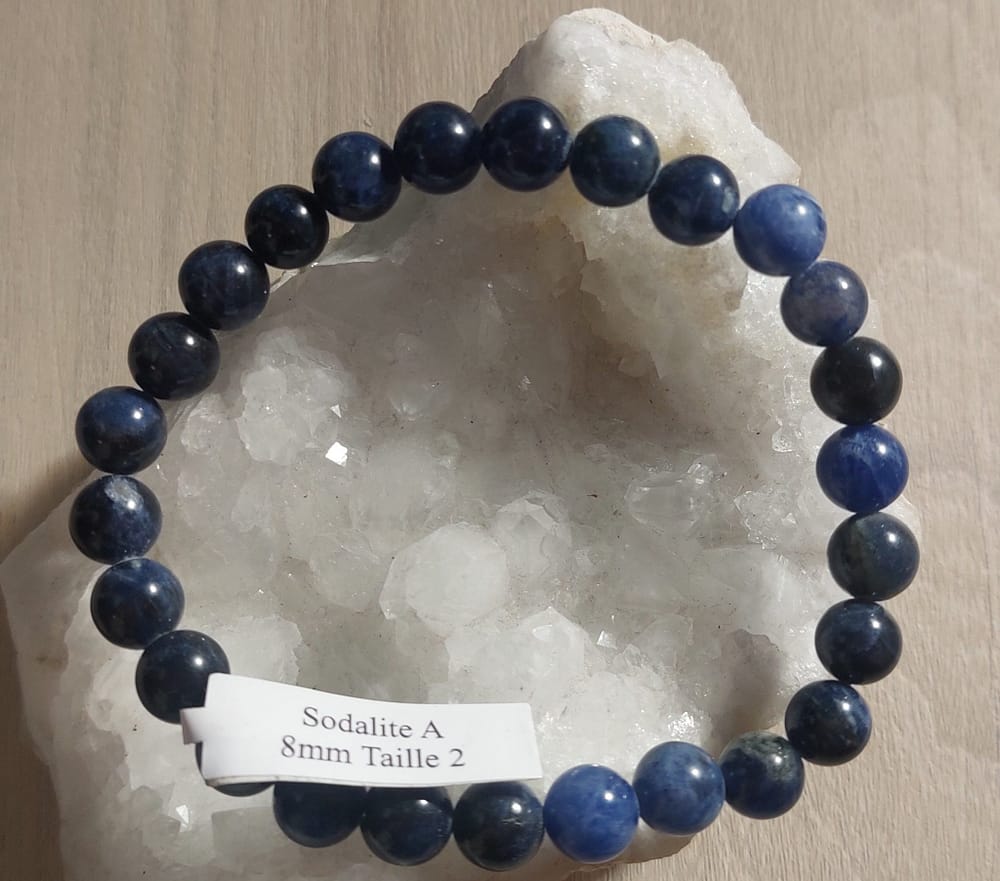 2024/08/1000038486-1-scaled.jpg Bracelet Boule 08mm Sodalite Bresil A (Taille 2)