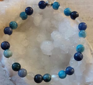 bracelet harmonie minceur apatite, sodalite et pierre de lune - "Découvrez le bracelet Harmonie Minceur, une synergie de pierres naturelles qui favorise l’équilibre émotionnel, stimule le métabolisme et accompagne votre démarche bien-être au quotidien." apatite, sodalite et pierre de lune