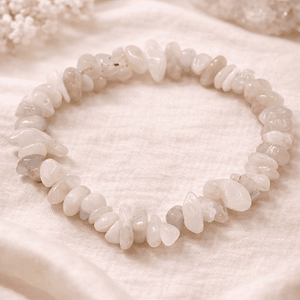 bracelet baroque morganite Amour inconditionnel – Sérénité – Guérison émotionnelle La morganite est une pierre rare et précieuse, symbole d’amour pur. ✨ Ses bienfaits : Favorise l’amour de soi et des autres Apaise les peines de cœur Soutient la guérison émotionnelle Apporte calme et sérénité 💬 Parfaite pour s’aimer davantage et attirer des relations harmonieuses. 👉 Un bracelet délicat, lumineux et profondément réconfortant.