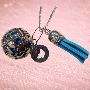 bola acier inoxydable Les vertus du bola de grossesse - Émet un tintement apaisant qui calme le bébé in utero - Favorise le lien affectif entre la maman et son enfant dès les premiers mois - Peut être accroché au doudou après la naissance pour rassurer le nouveau-né avec un son familier